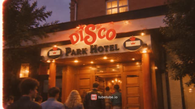 Scene 2 - Parkhotel