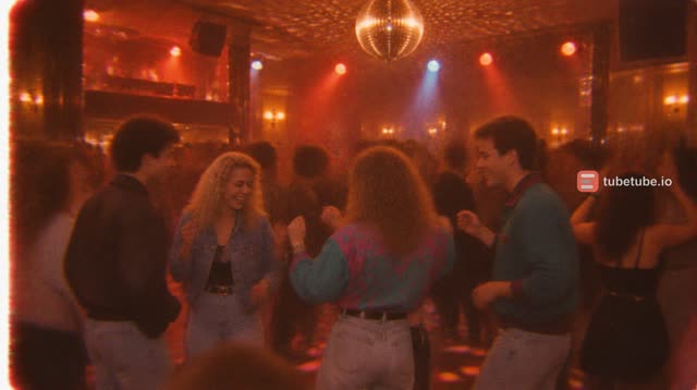 Scene 7 - Parkhotel