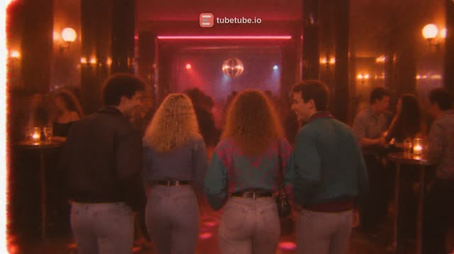 Scene 11 - Parkhotel
