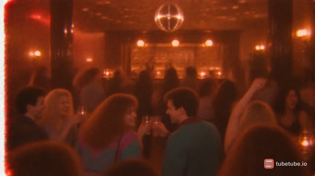 Scene 19 - Parkhotel